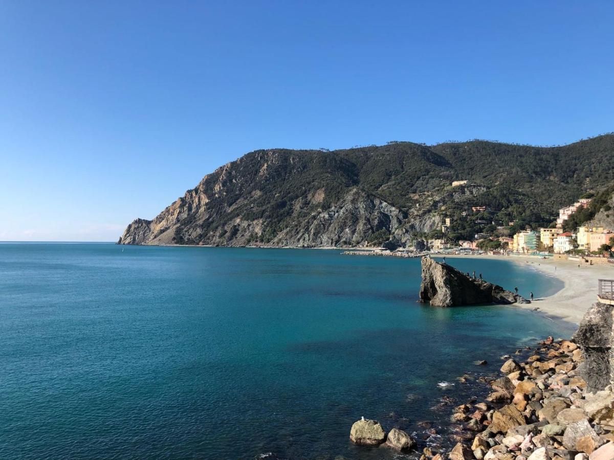 Bea'S Apartment - The Window To The Sea - Seafront Monterosso al Mare Luaran gambar